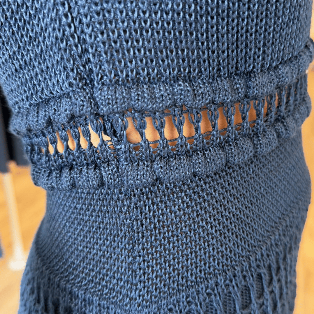 Cali Cuerpo Navy Textured Knit Midi Dress