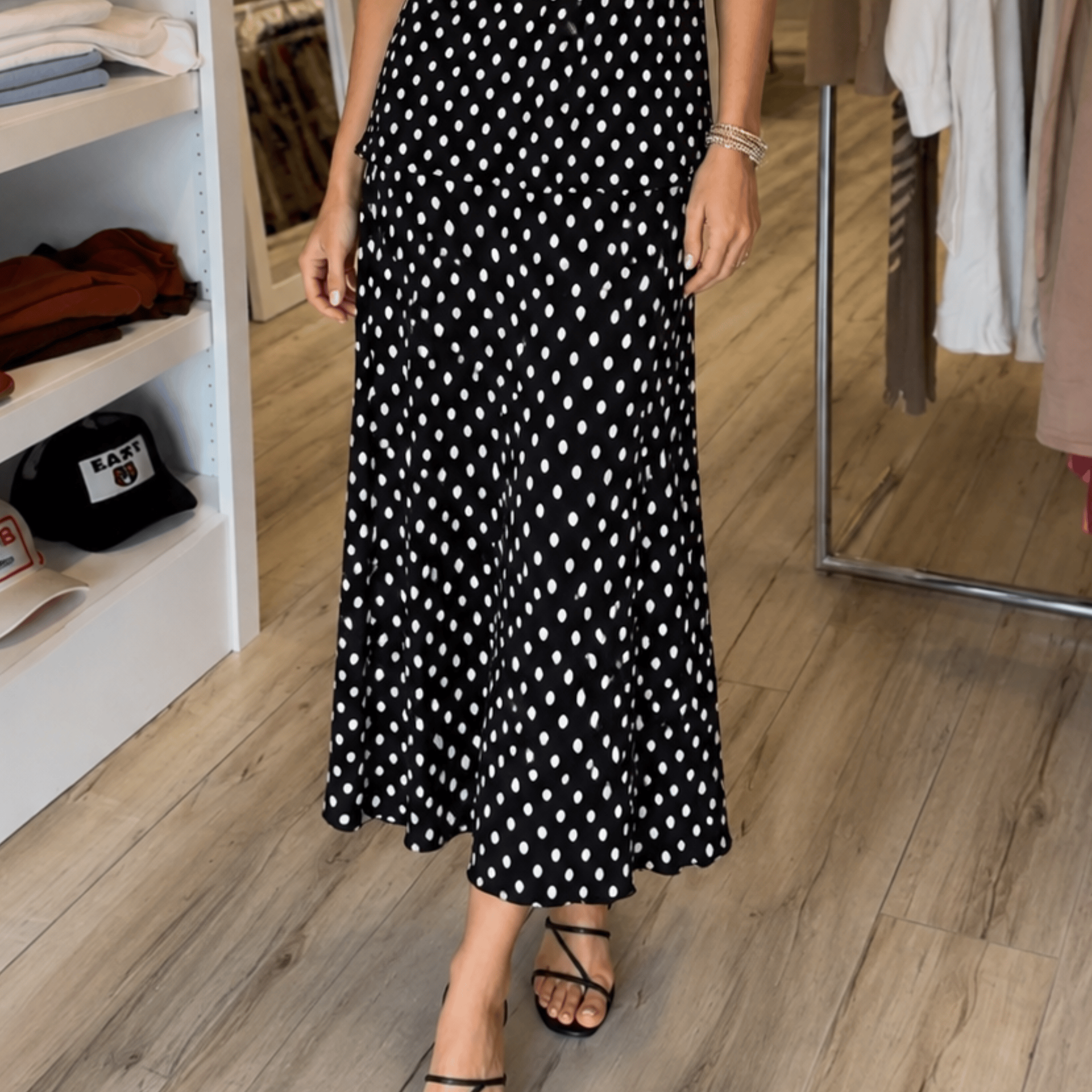 CSS - Polka Dot Skirt