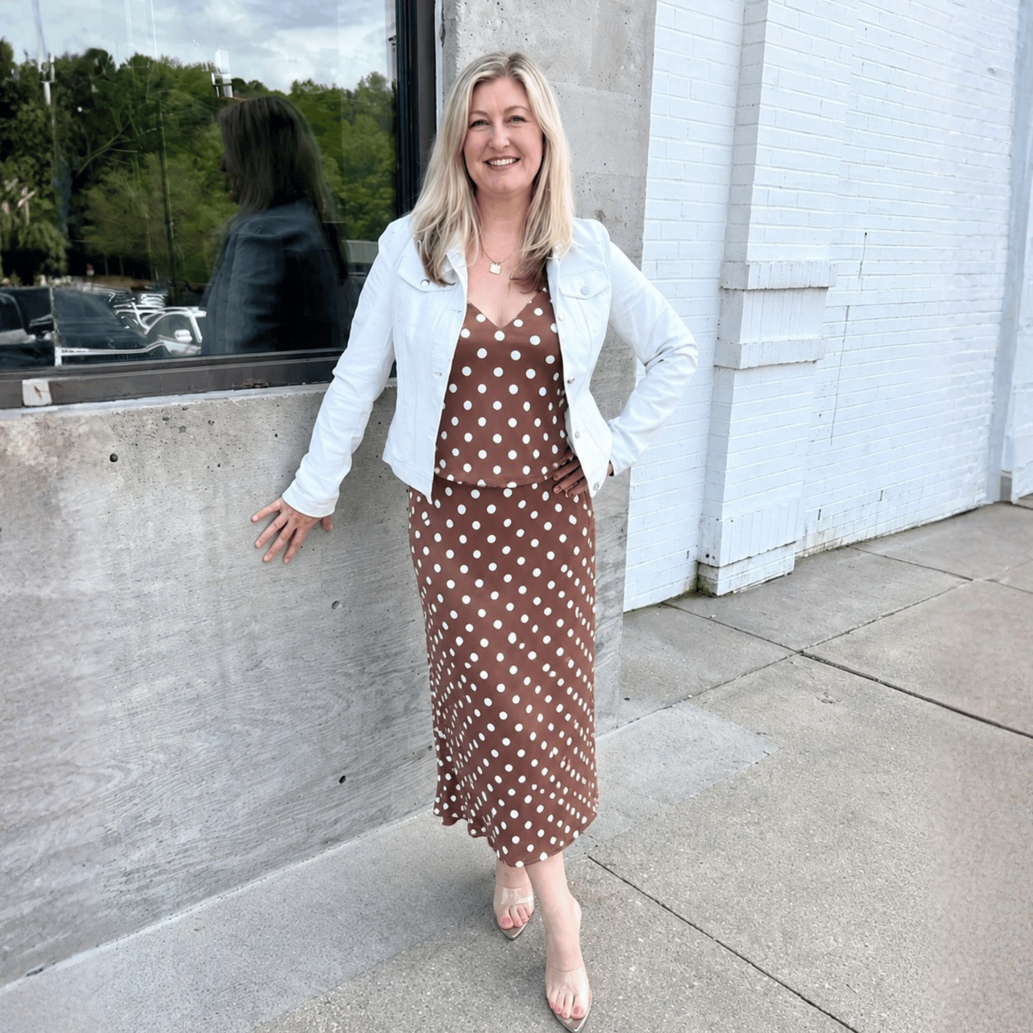 CSS - Polka Dot Skirt BRN