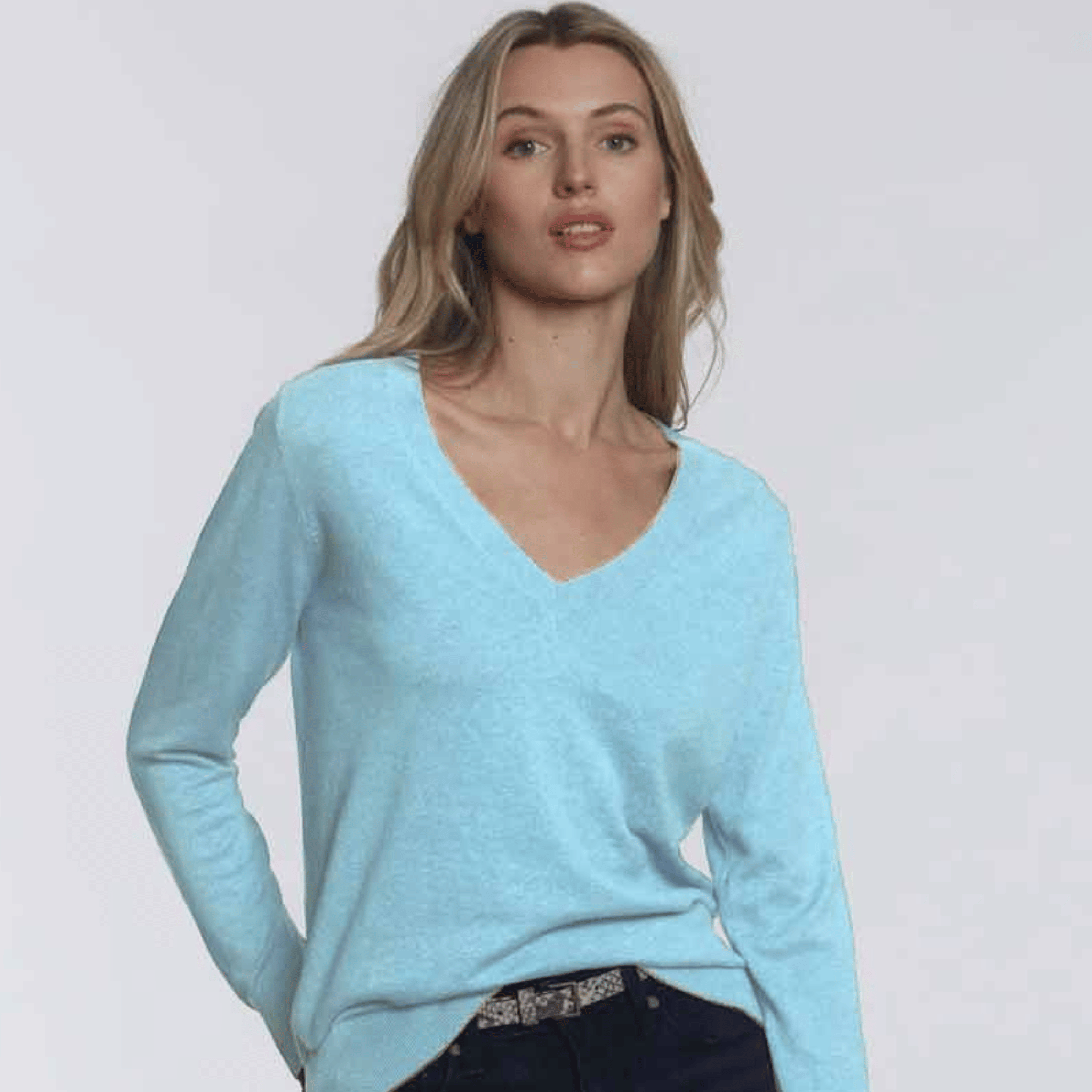 Frankie Vee Soft Color Sweater