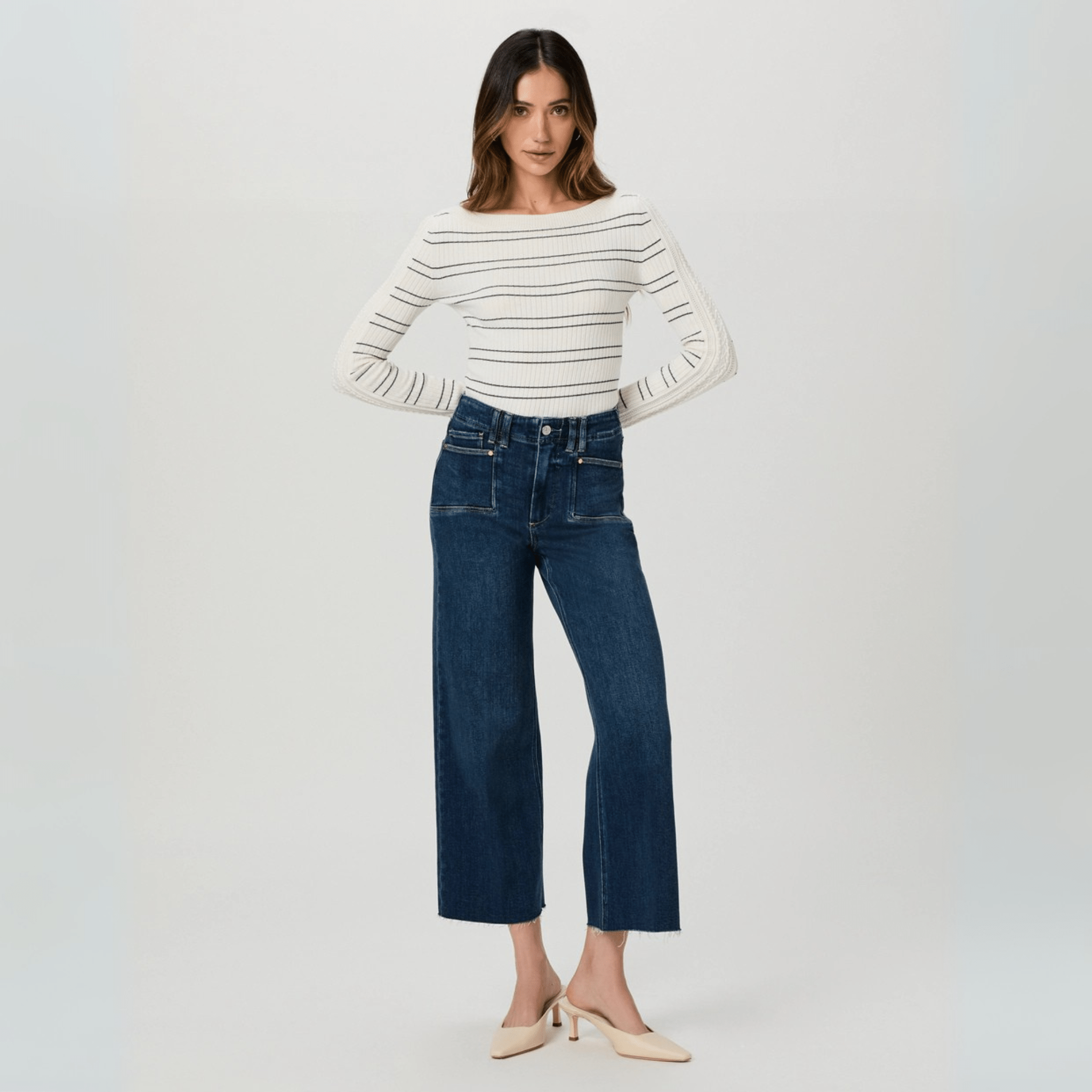 Paige - Anessa Pocket